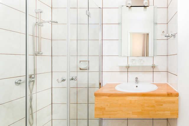 pic_doubleroom-bathroom